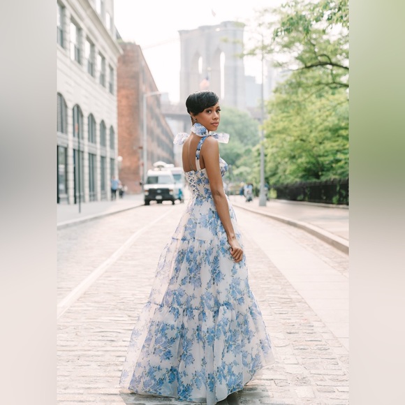 Hydrangea Tender floral maxi tie-strap dress - Picture 9 of 15